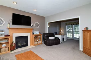 2752 Pinegate Dr, Norton, OH 44203 - Photo 11