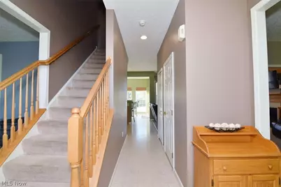 2752 Pinegate Drive, Norton, OH 44203 - Photo 3
