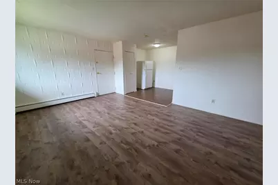 4820 Lee Road #B15, Loveland, OH 44128 - Photo 7