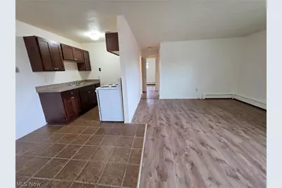 4820 Lee Road #B15, Loveland, OH 44128 - Photo 5