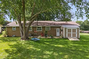 3568 Mountview Ave, Alliance, OH 44601 - Photo 3