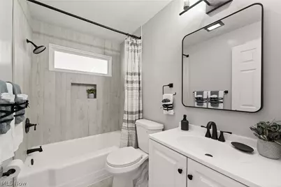 1058 W 29th Street, Lorain, OH 44052 - Photo 21