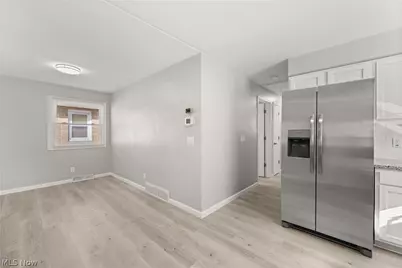 1058 W 29th Street, Lorain, OH 44052 - Photo 13