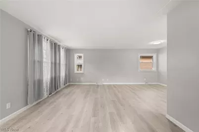 1058 W 29th Street, Lorain, OH 44052 - Photo 7