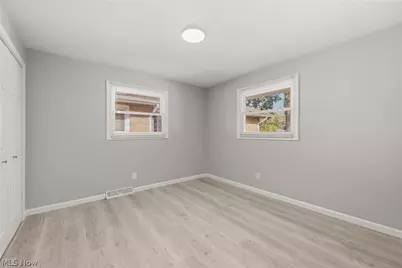 1058 W 29th Street, Lorain, OH 44052 - Photo 23