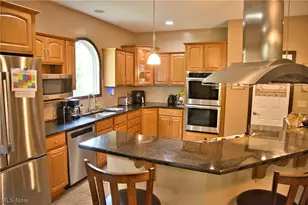 1225 River Run Dr, Macedonia, OH 44056 - Photo 3