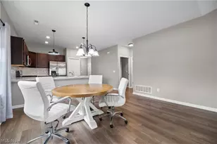 132 Acorn LN, Elyria, OH 44035 - Photo 17