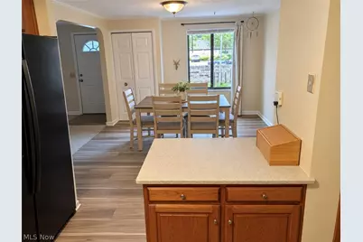 621 Tollis Parkway #6-46, Grandview Heights, OH 44147 - Photo 7