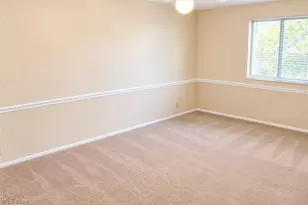 621 Tollis Pkwy, Grandview Heights, OH 44147 - Photo 9