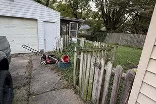 788 Valdes Ave, Akron, OH 44320 - Photo 5