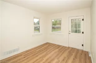 2325 Eastlawn Ave, Akron, OH 44305 - Photo 3