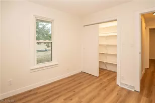 2325 Eastlawn Ave, Akron, OH 44305 - Photo 15