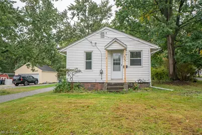 2325 Eastlawn Avenue, Akron, OH 44305 - Photo 29