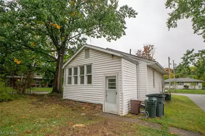2325 Eastlawn Avenue, Akron, OH 44305 - Photo 23