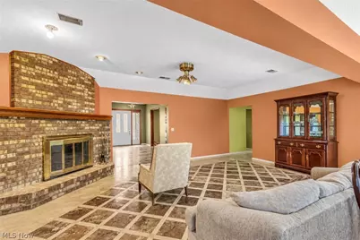 8935 Oberlin Road, Elyria, OH 44035 - Photo 5