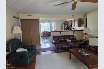 736 Tollis Parkway, Grandview Heights, OH 44147 - Photo 5