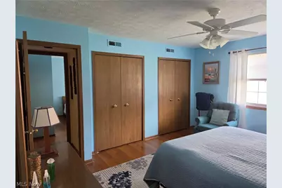 736 Tollis Parkway, Grandview Heights, OH 44147 - Photo 17