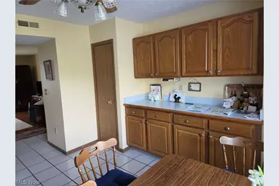 736 Tollis Parkway, Grandview Heights, OH 44147 - Photo 7