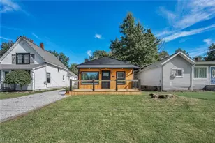 5857 Melody Ln, Mentor on the Lake, OH 44060 - Photo 3