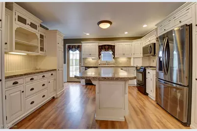 7759 Edie Hill Road SE, Uhrichsville, OH 44683 - Photo 7