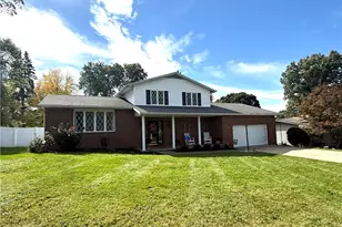 72 Heritage Dr, Tallmadge, OH 44278 - Photo 1