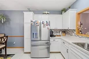 6853 Savannah Dr, North Ridgeville, OH 44039 - Photo 17