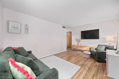 811 Concord Avenue, Elyria, OH 44035 - Photo 3