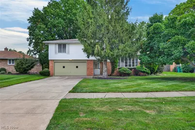 5715 Skyline Drive, Green Hills, OH 44131 - Photo 1