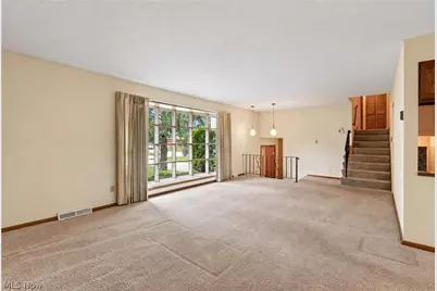 5715 Skyline Drive, Green Hills, OH 44131 - Photo 9
