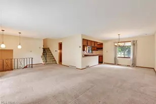 5715 Skyline Dr, Green Hills, OH 44131 - Photo 5