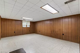 5715 Skyline Dr, Green Hills, OH 44131 - Photo 31