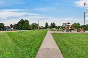 5715 Skyline Dr, Green Hills, OH 44131 - Photo 49