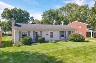 410 Chapple Hill Dr NE, North Canton, OH 44720 - Photo 3