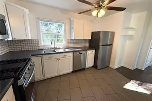 140 Harding St, Weirton, WV 26062 - Photo 5