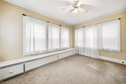 259 E 324th Street, Willowick, OH 44095 - Photo 13