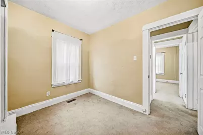 259 E 324th Street, Willowick, OH 44095 - Photo 21