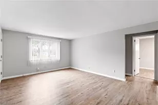 3293 7th St, Cuyahoga Falls, OH 44221 - Photo 7
