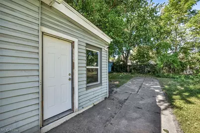 5101 Dalton Avenue, Loveland, OH 44127 - Photo 37