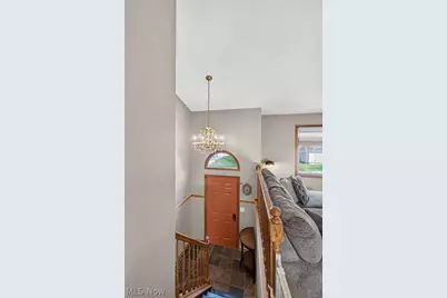 136 Joel Drive, Mogadore, OH 44260 - Photo 7