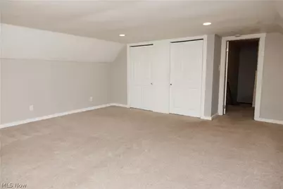 3152 W 68th Street, Loveland, OH 44102 - Photo 3