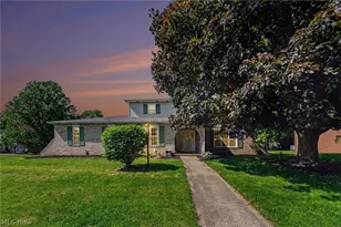 1907 Opal St, Louisville, OH 44641 - Photo 29