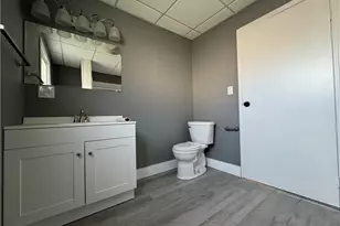 734 Main St, Bridgeport, OH 43912 - Photo 13