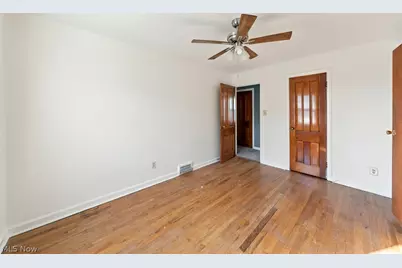 17422 Puritas Avenue, Loveland, OH 44135 - Photo 27