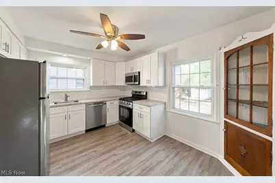 17422 Puritas Avenue, Loveland, OH 44135 - Photo 13