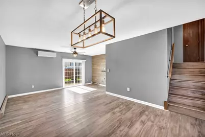 5236 Creekside Boulevard #F22, Brunswick, OH 44212 - Photo 3