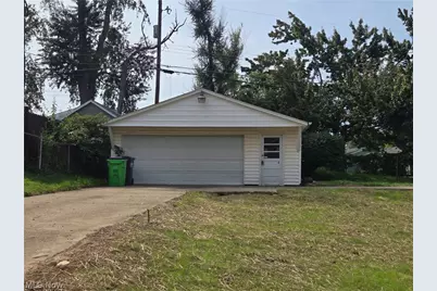 2518 Cathy Drive NE, Canton, OH 44705 - Photo 7