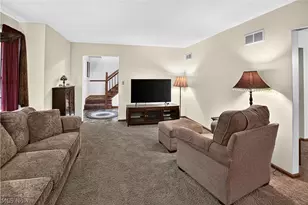 211 Beacon Hill Blvd, Northfield, OH 44067 - Photo 7