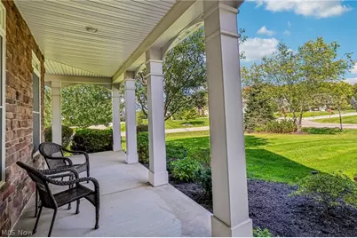 205 Lookout Point, Aurora, OH 44202 - Photo 3