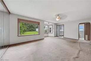 155 Hawk Ave, Akron, OH 44312 - Photo 3