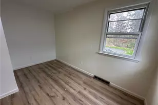 119 Shields Rd, Youngstown, OH 44512 - Photo 3